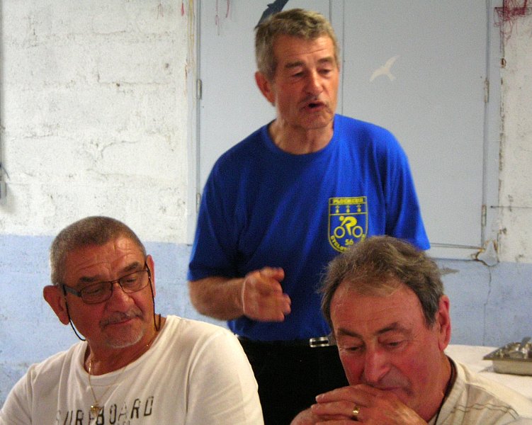 2012-06-27 58 Y a de la concurrence.JPG